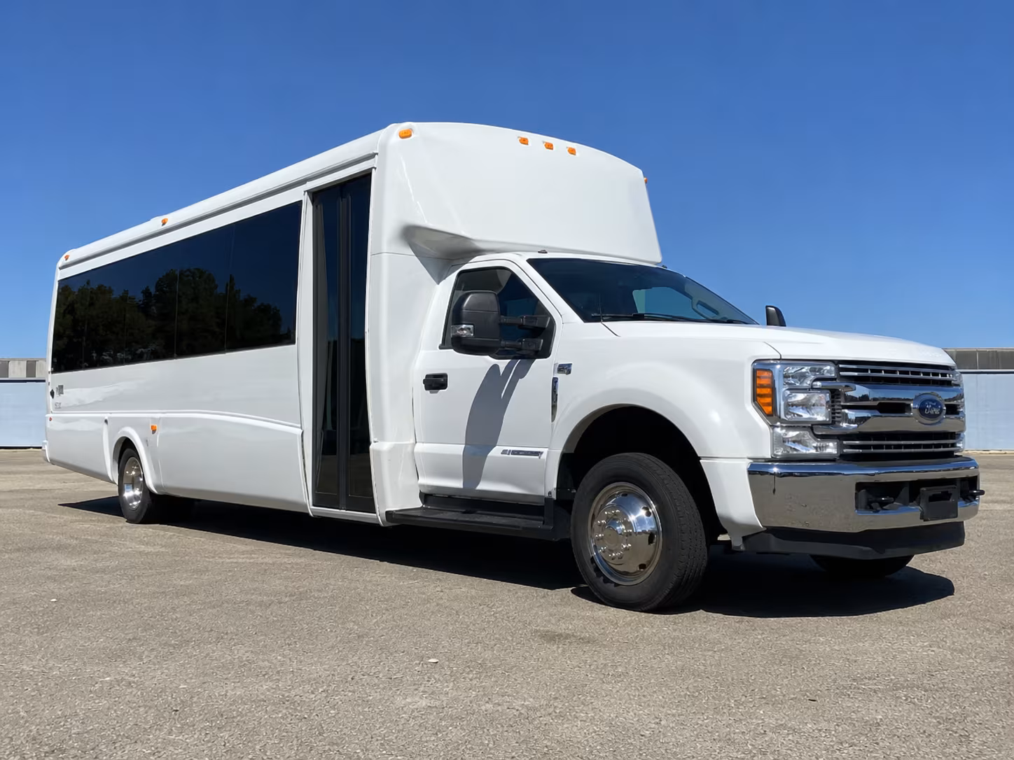 corona employee shuttle services throughout corona and california