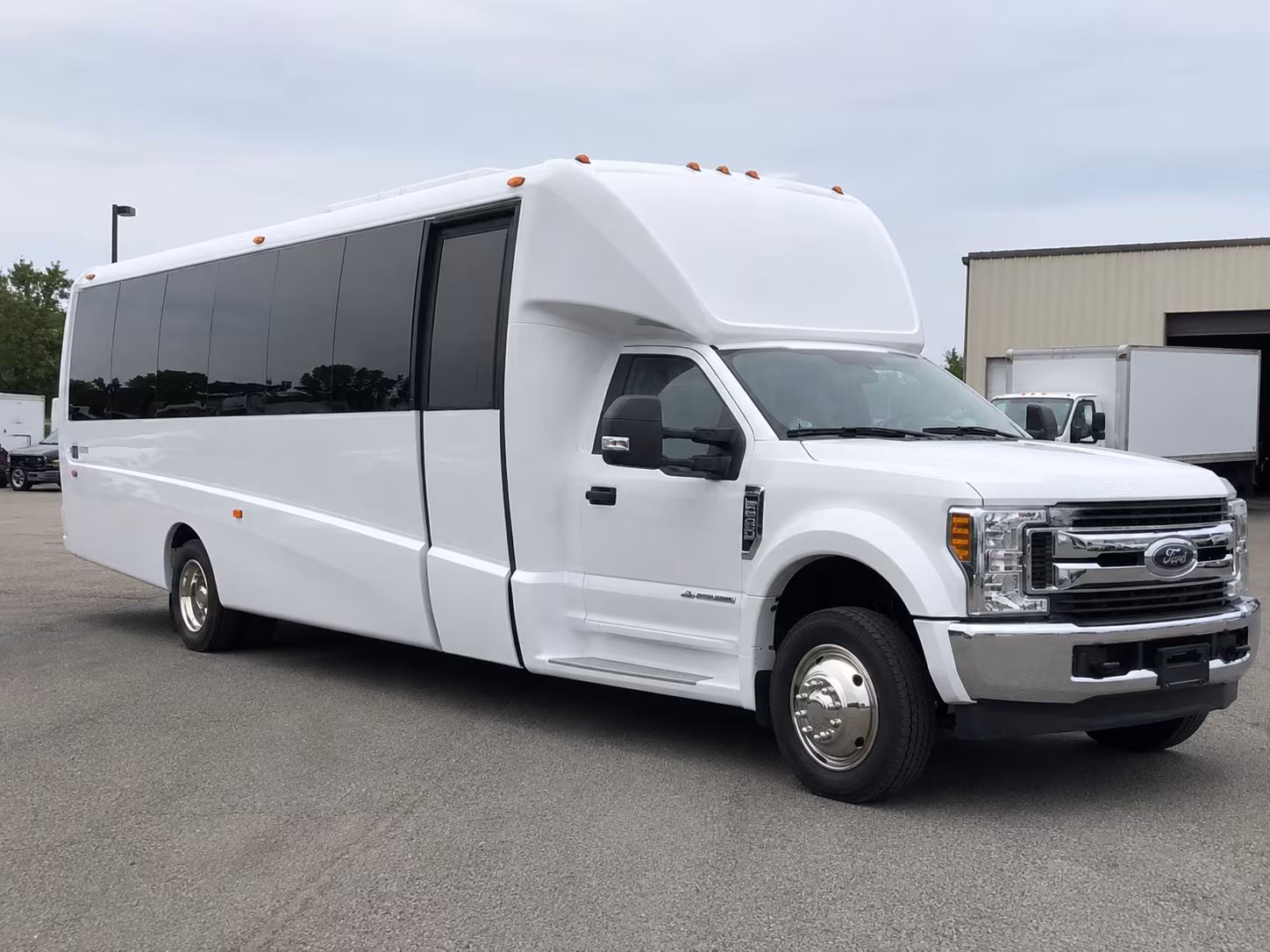 corona private bus rentals for corona concerts and festivals