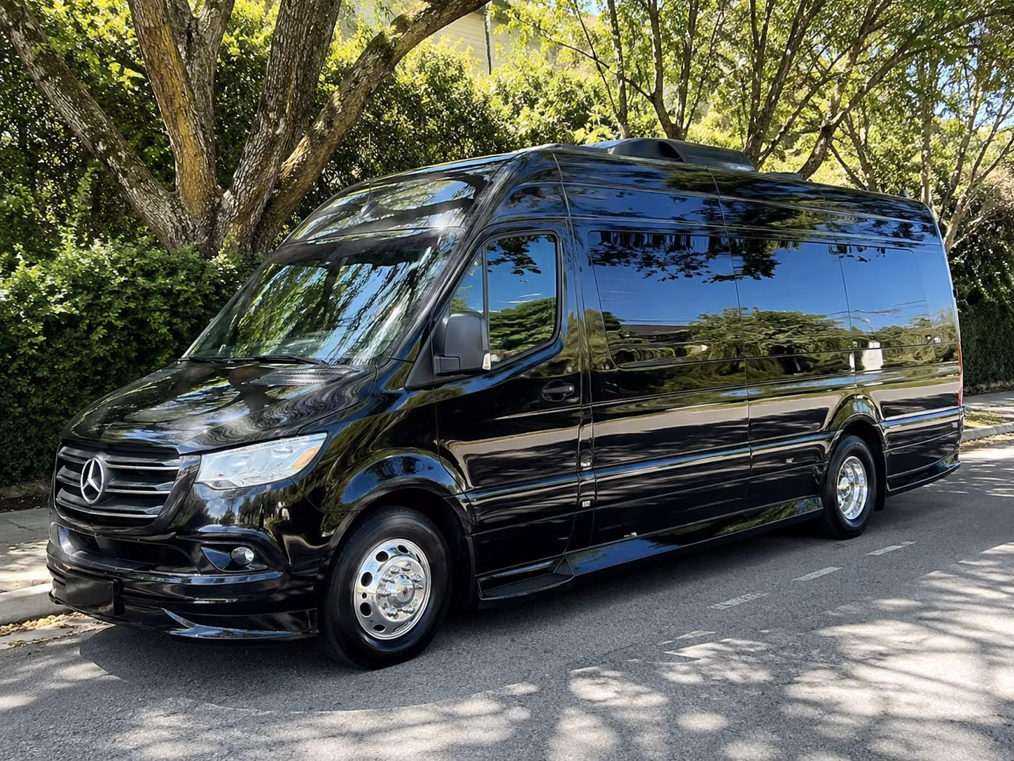 moreno valley rent a bus for a meeting or corporate event in moreno valley