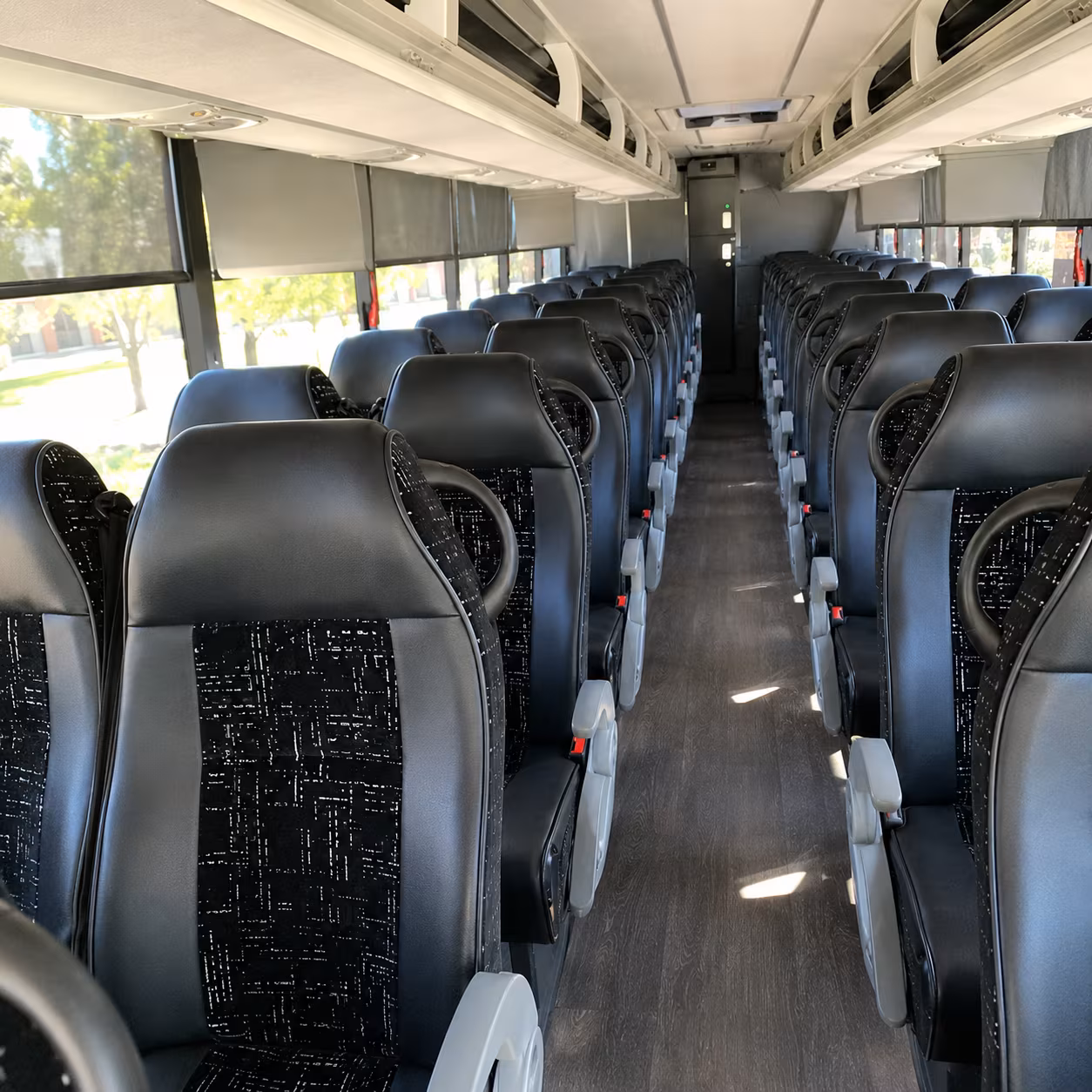 ontario charter bus transportation to ontario concerts and festivals