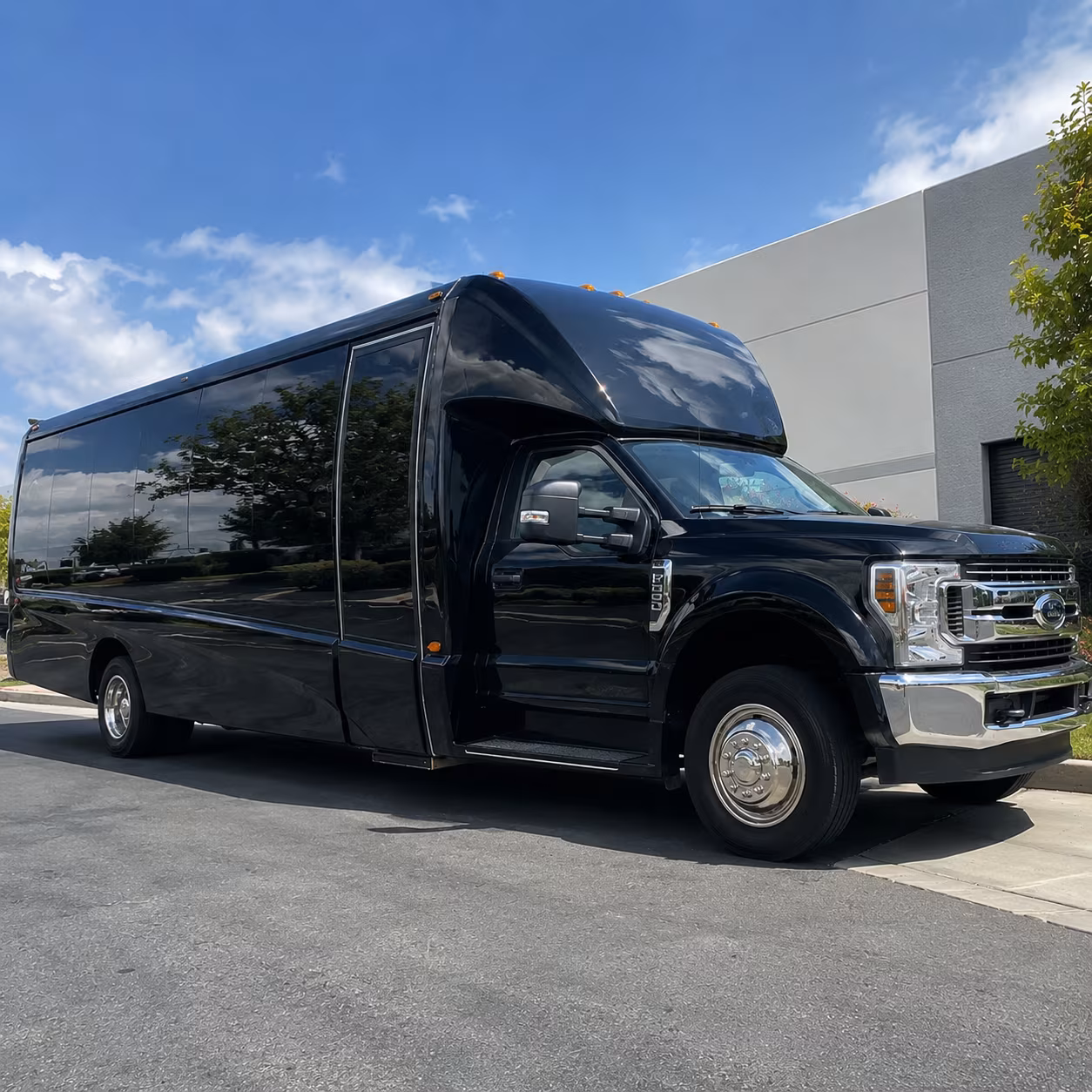 riverside discreet government and military shuttles in riverside